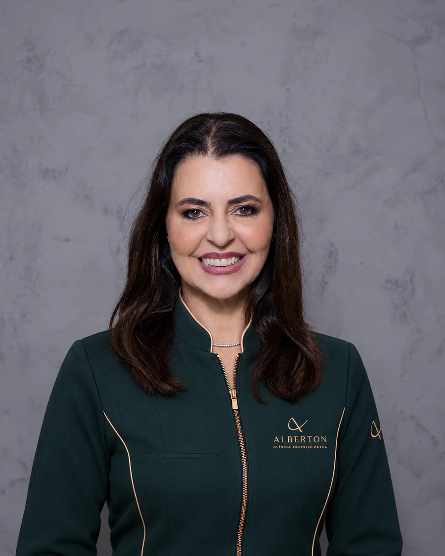 Dra. Simone Alberton na Clínica Alberton